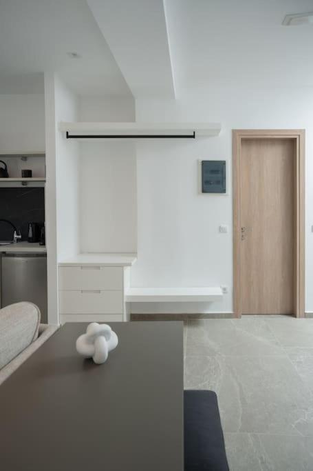 Minoas Suite The Sense Of Luxury 伊拉克利翁 外观 照片