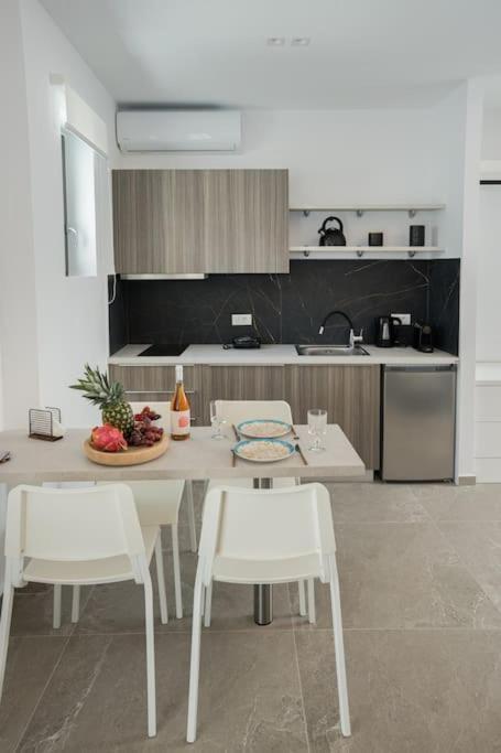 Minoas Suite The Sense Of Luxury 伊拉克利翁 外观 照片