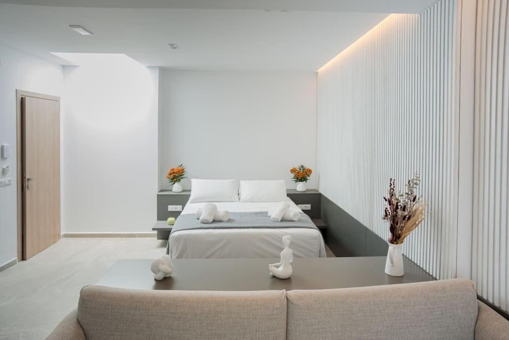 Minoas Suite The Sense Of Luxury 伊拉克利翁 外观 照片