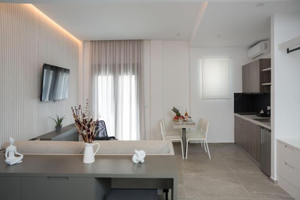 Minoas Suite The Sense Of Luxury 伊拉克利翁 外观 照片