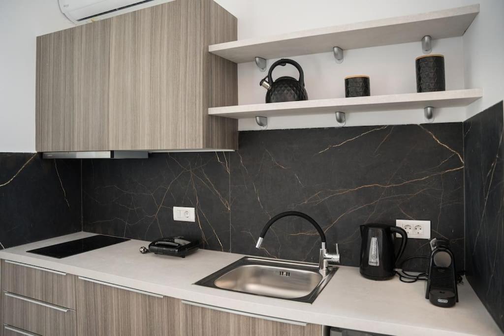 Minoas Suite The Sense Of Luxury 伊拉克利翁 外观 照片